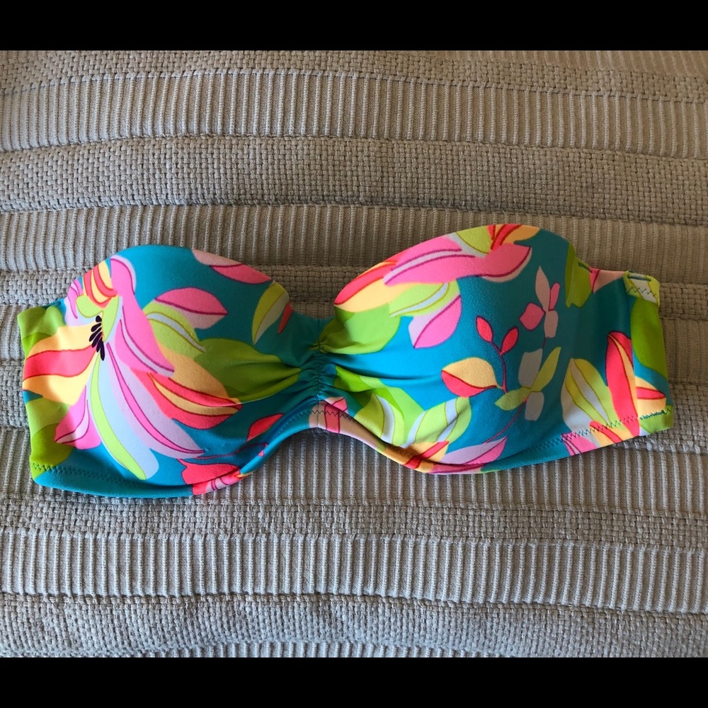 Victoria’s Secret Floral Bikini Top